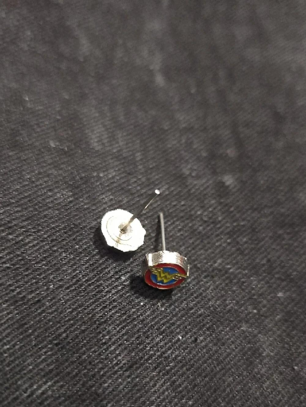 Wonder Woman Logo Stud Earrings - Red, Blue, Yellow - Picture 3 of 4